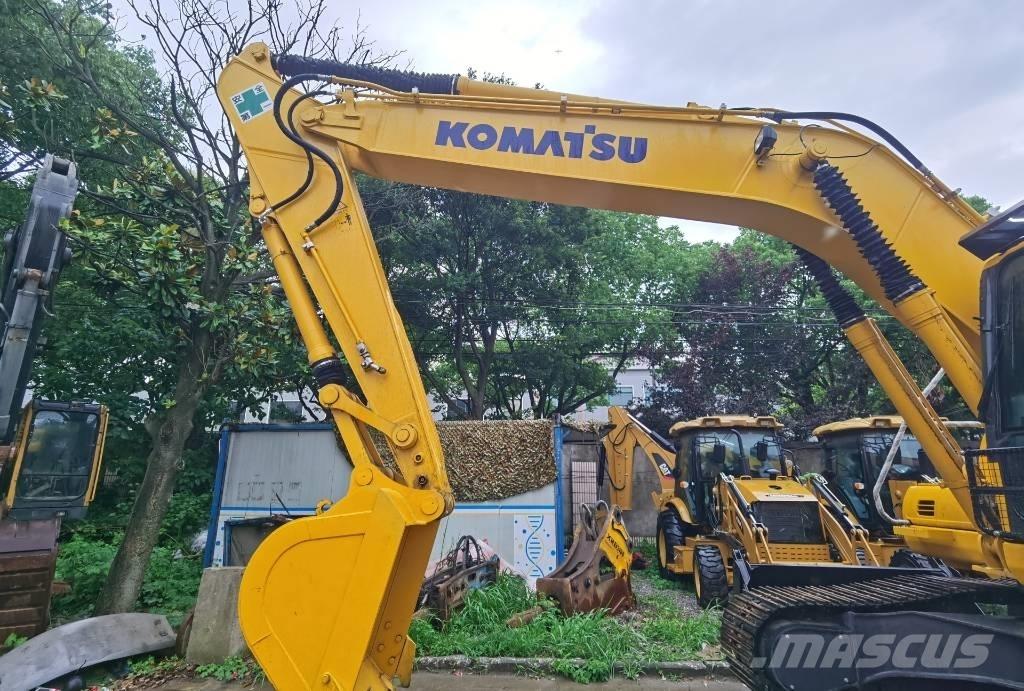 Komatsu PC220-7 Paletli ekskavatörler