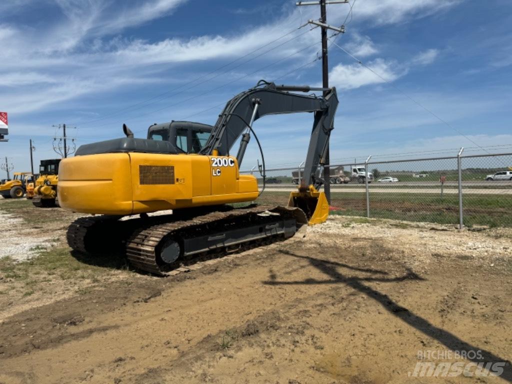 DEERE 200 LC Paletli ekskavatörler