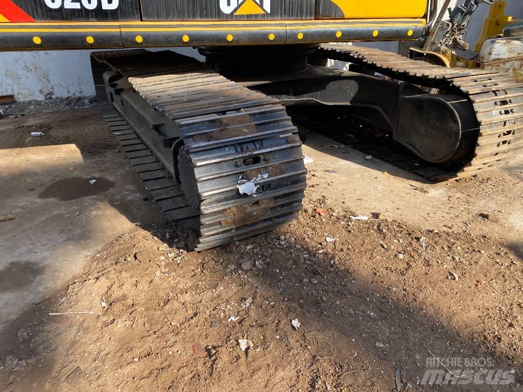 CAT 320 D Paletli ekskavatörler