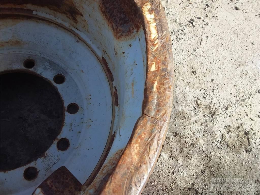 Valmet 890 20x26,5 Lastikler