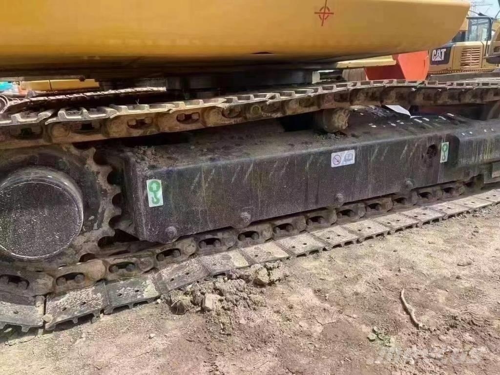 CAT 306E Paletli ekskavatörler