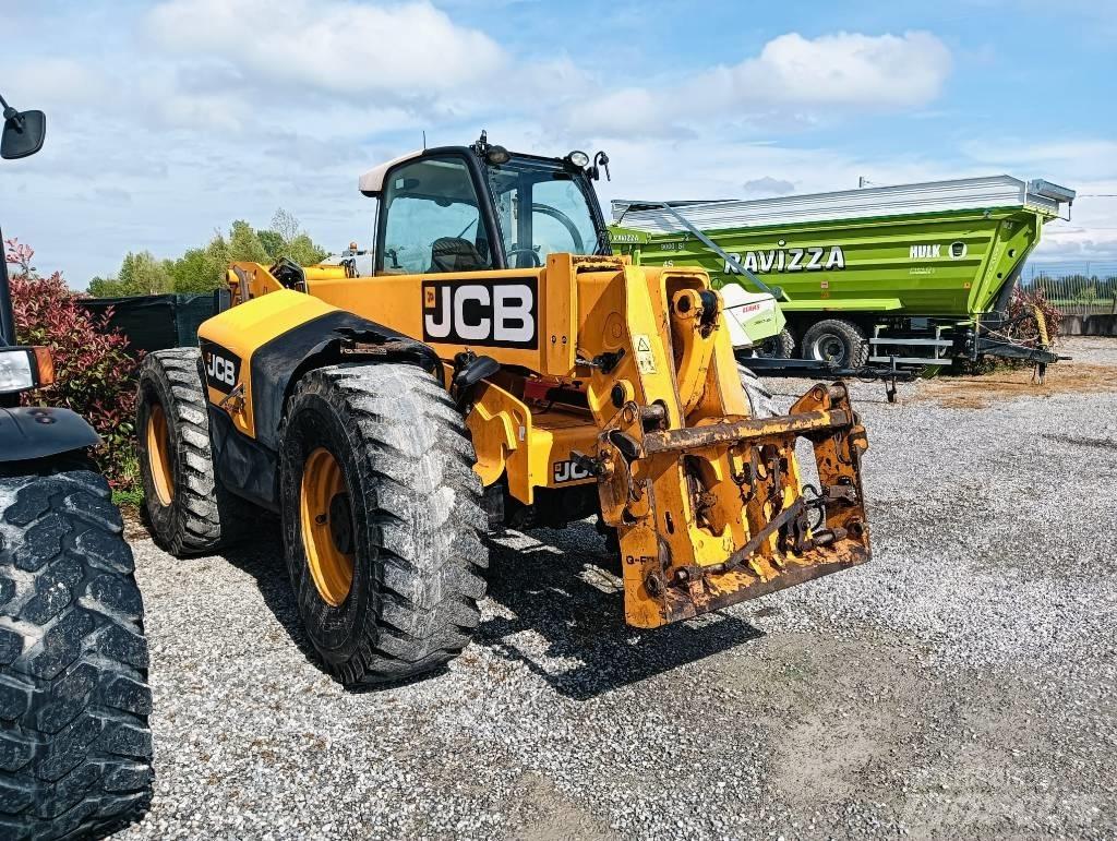 JCB 550-80 Tarimsal teleskopik yükleyiciler