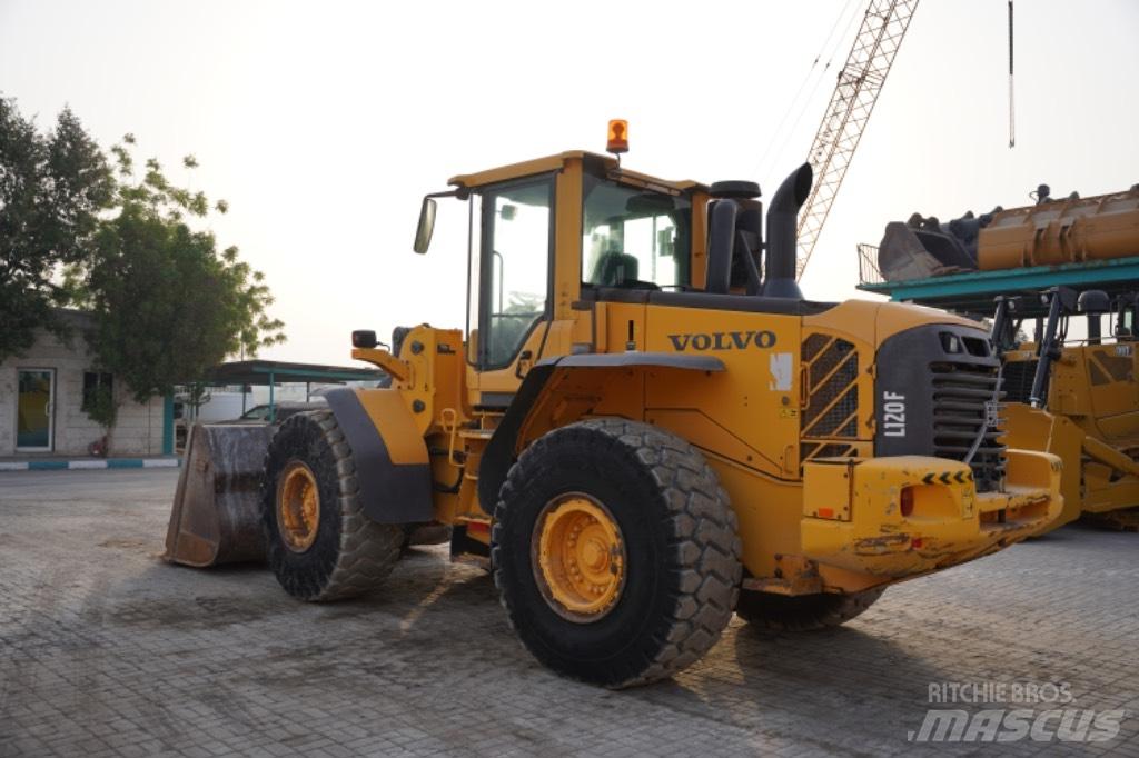 Volvo L 120 F Tekerlekli yükleyiciler