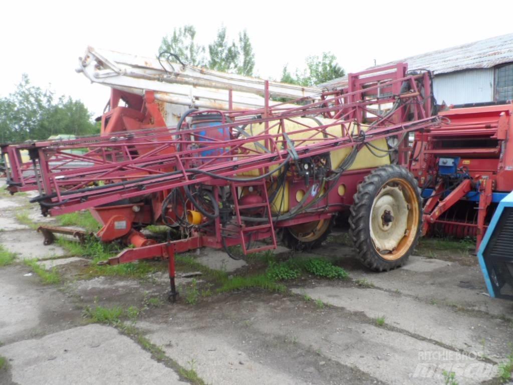 Hardi TZ2500 Çekilir pülverizatörler