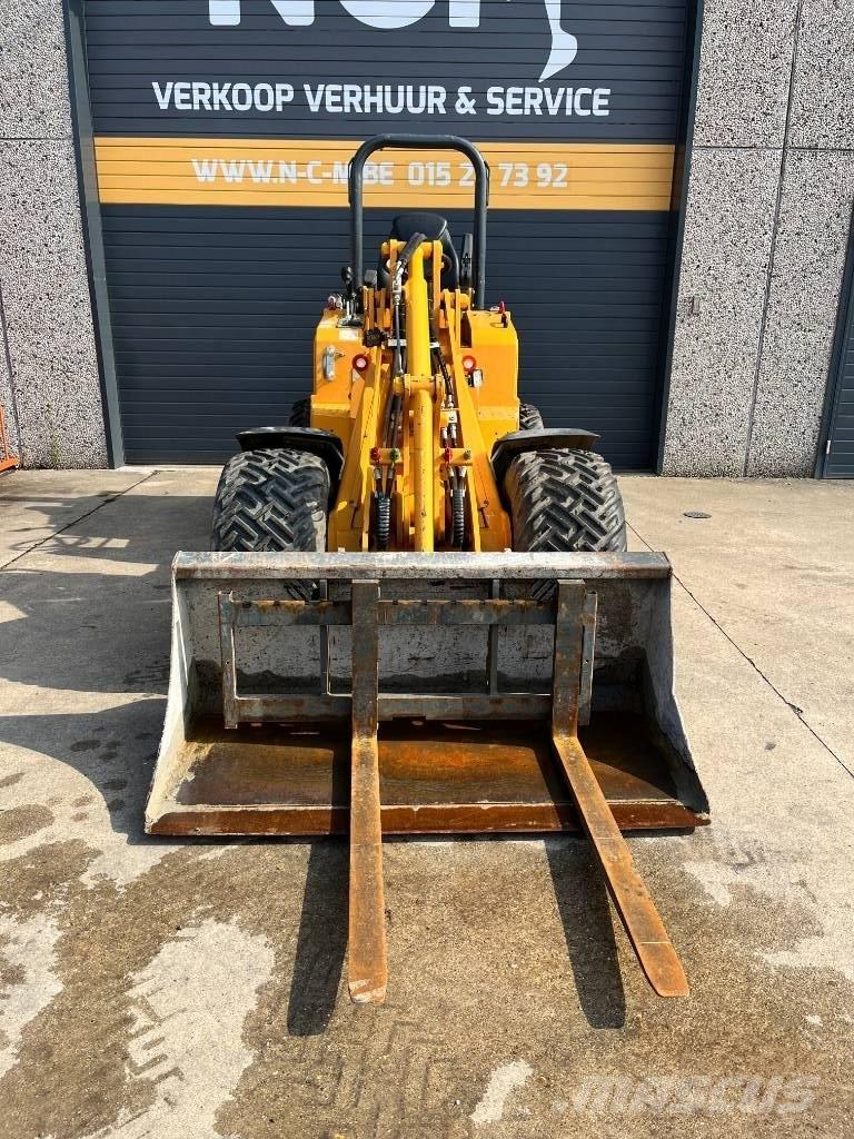 Knikmops KM 250 Tekerlekli yükleyiciler