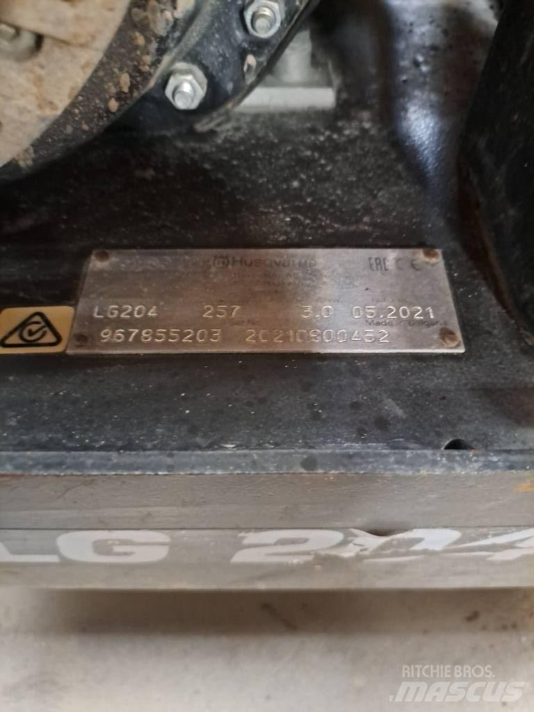 Husqvarna LG 204 Kompaktörler