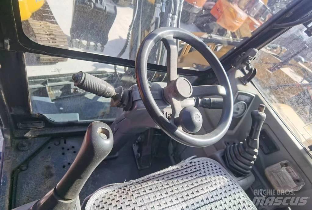 Hyundai Robex 60 W Lastik tekerli ekskavatörler