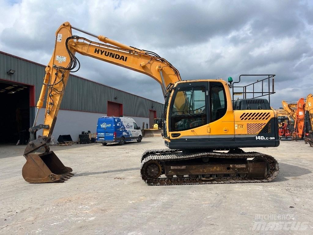 Hyundai 140LC-9A Paletli ekskavatörler