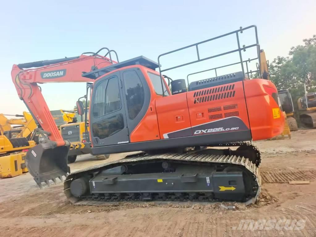 Doosan DX 225 LC-9C Paletli ekskavatörler