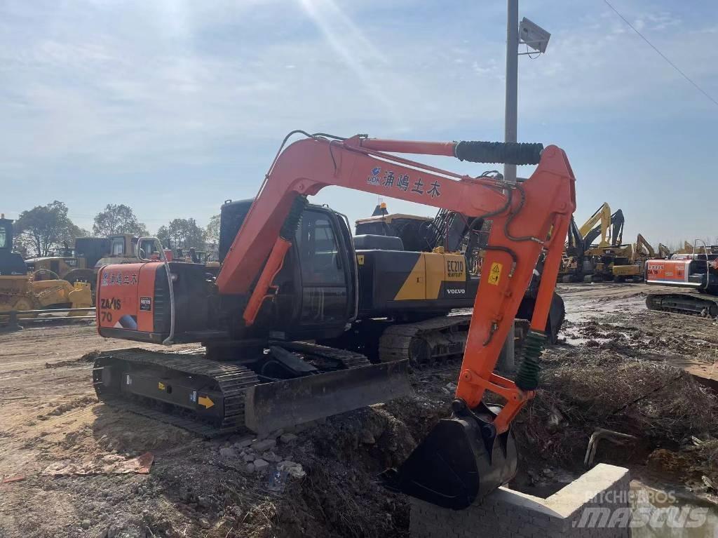 Hitachi 60 Paletli ekskavatörler