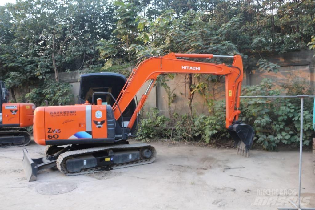 Hitachi 60 Paletli ekskavatörler