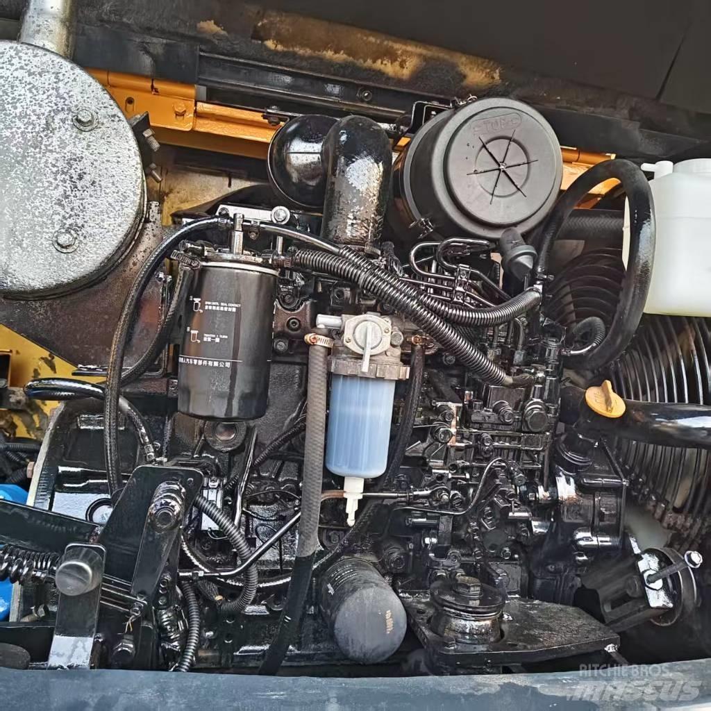 Hyundai Robex 60 VS Mini ekskavatörler, 7 tona dek