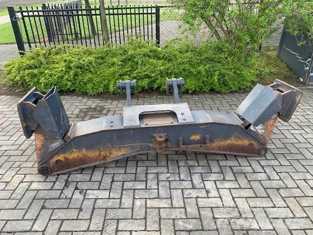 Doosan Outriggers Saseler