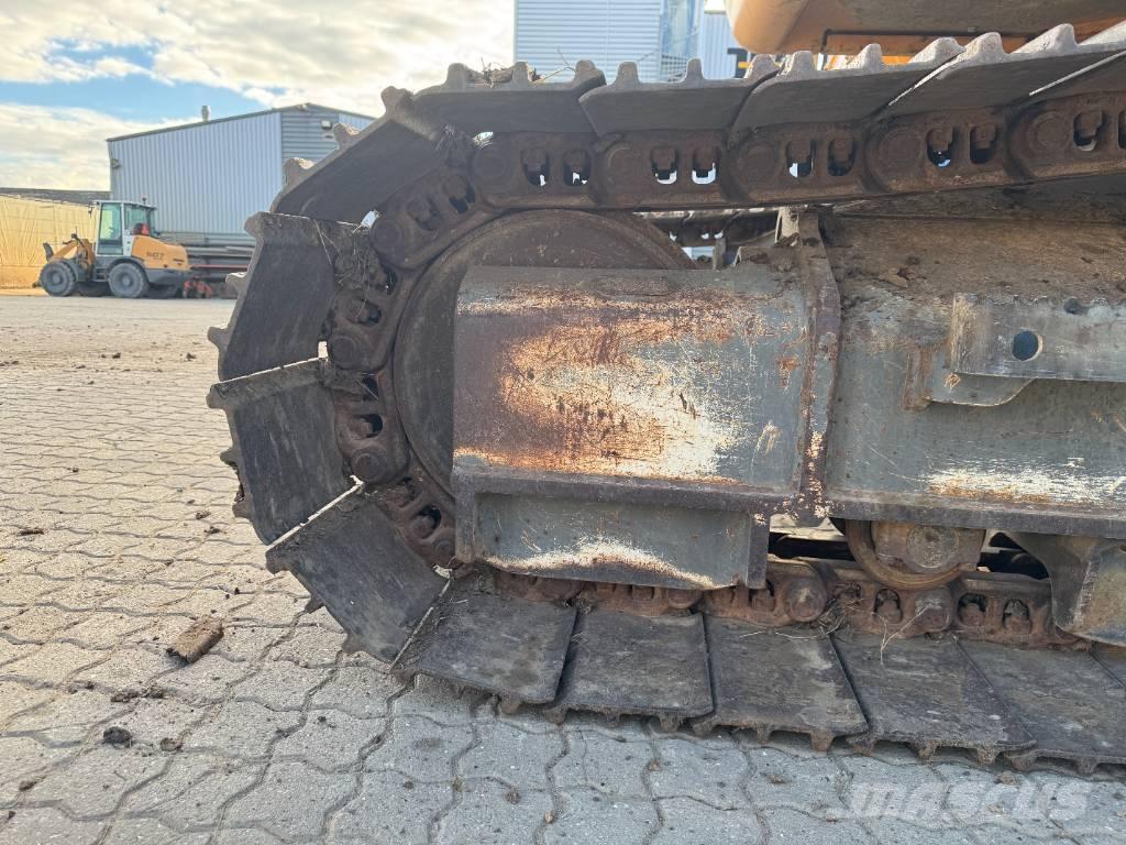 Liebherr R 922 Paletli ekskavatörler