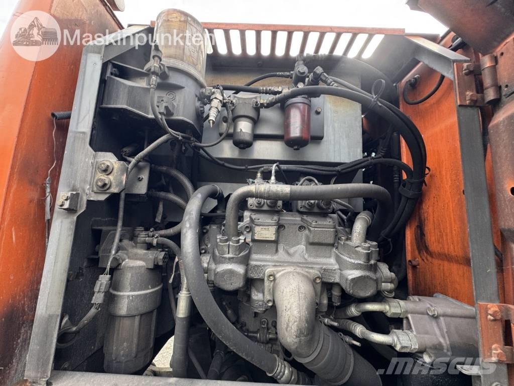 Hitachi ZX 140 W-3 Lastik tekerli ekskavatörler