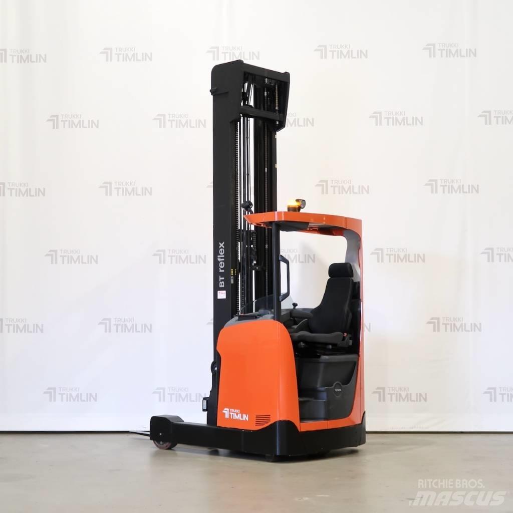 Toyota RRE160H Reach truck - depo içi istif araçları