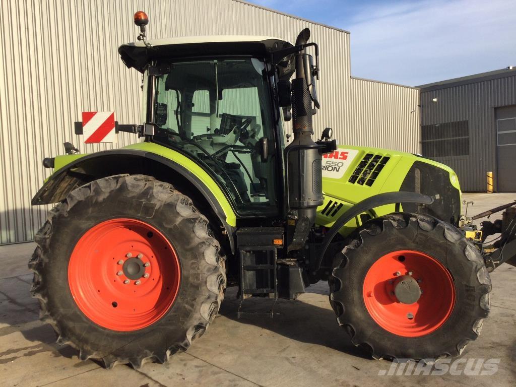 CLAAS ARION 550 Traktörler