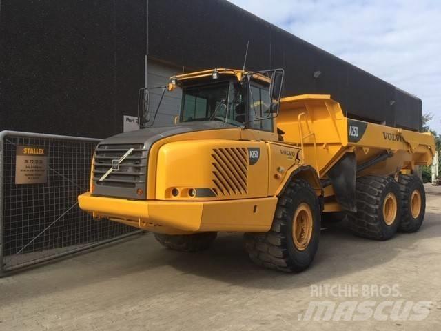 Volvo A25D Belden kirma kaya kamyonu