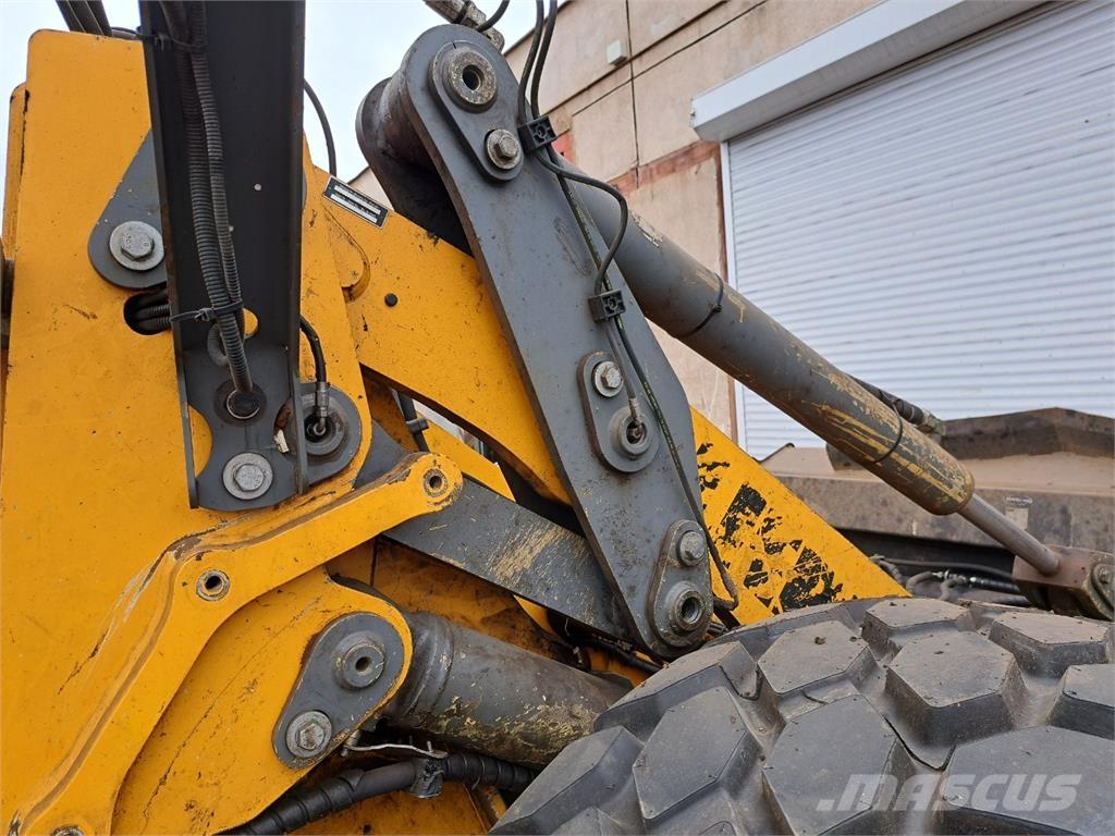 Liebherr L546 4X4 Diger