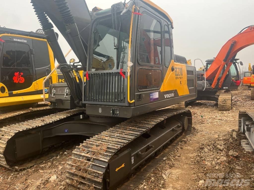 Volvo EC 210 LC Paletli ekskavatörler