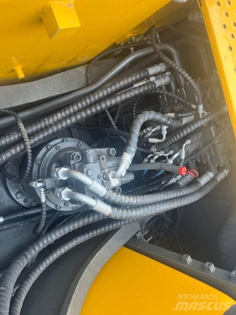 Volvo EC 210 LC Paletli ekskavatörler