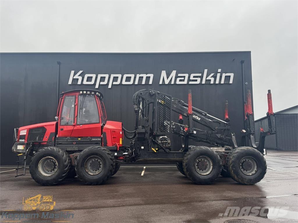 Komatsu 895 Tomruk yükleyici traktörler