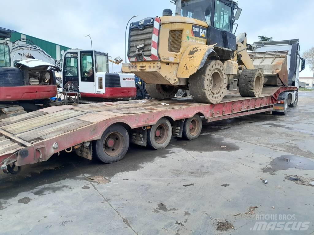 Andover SF40 Low loader yari çekiciler