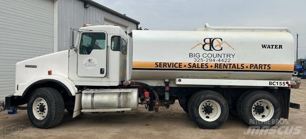 Kenworth T800 Su tankerleri