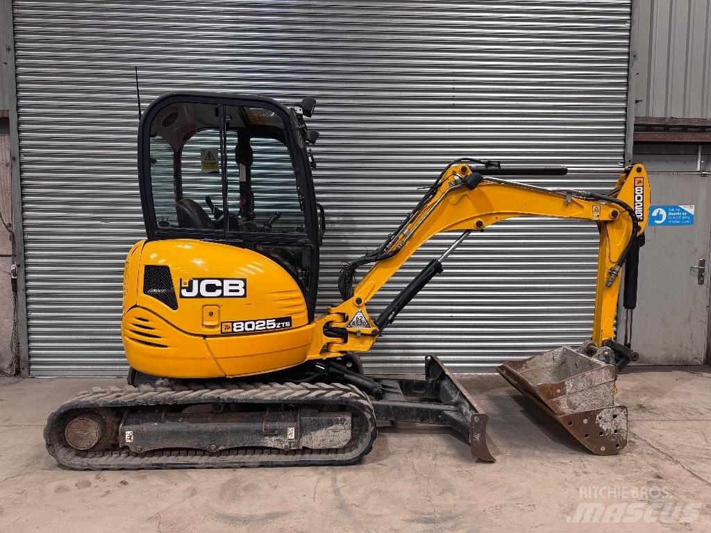 JCB 8025 ZTS Mini ekskavatörler, 7 tona dek