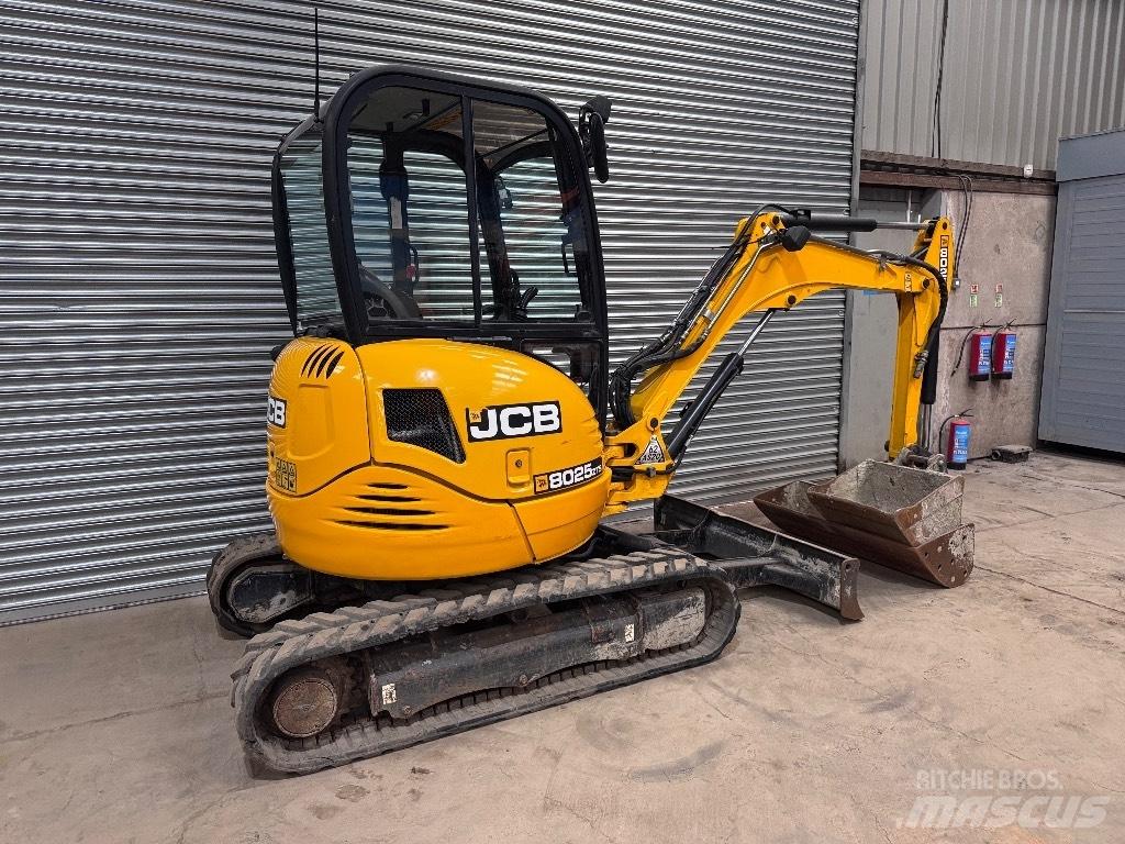JCB 8025 ZTS Mini ekskavatörler, 7 tona dek
