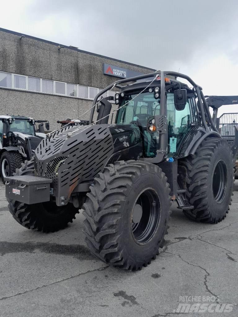 Valtra T 175 ED Orman traktörleri