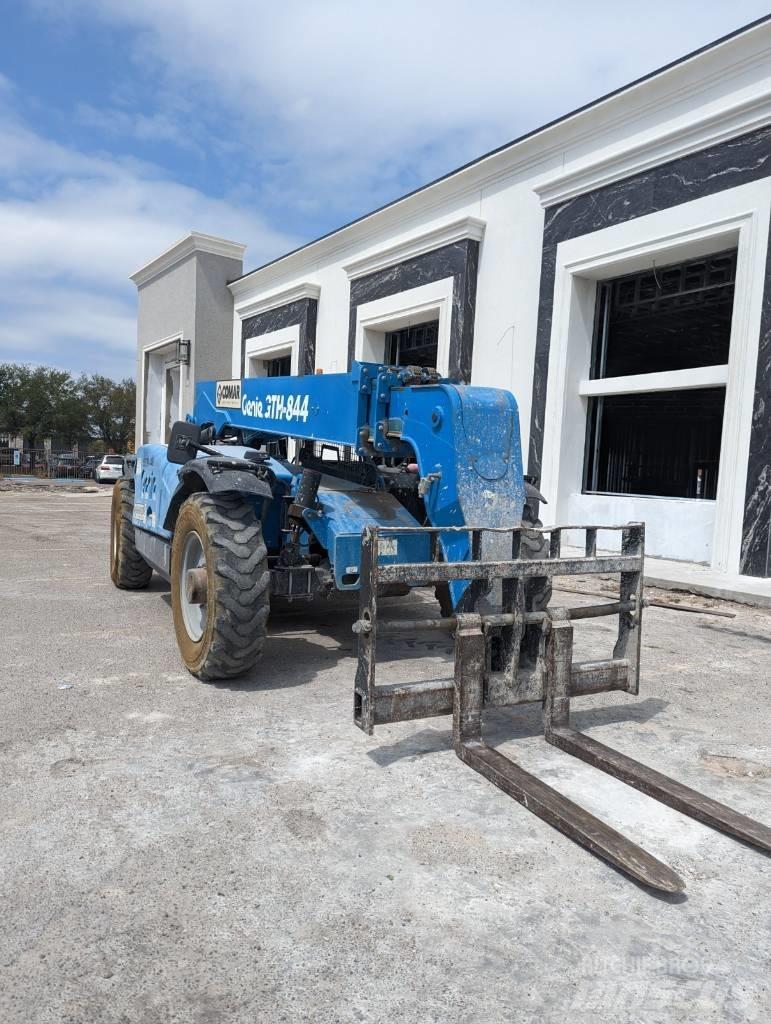 Genie GTH 844 Teleskopik yükleyiciler