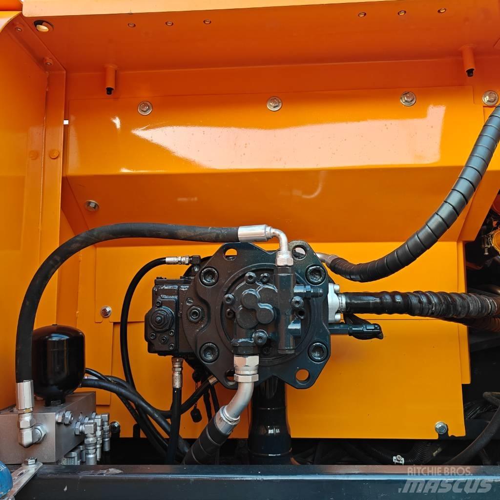 Hyundai 305-9T Paletli ekskavatörler