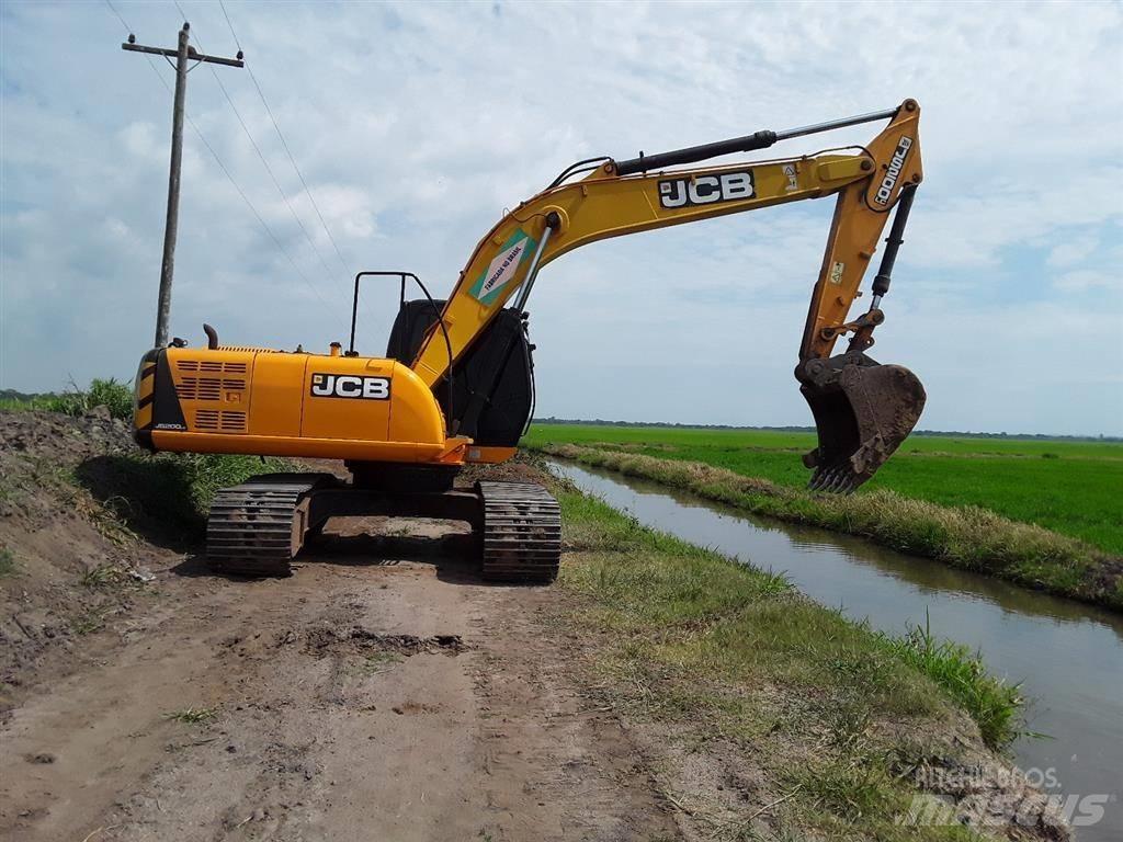 JCB JS200LC Paletli ekskavatörler