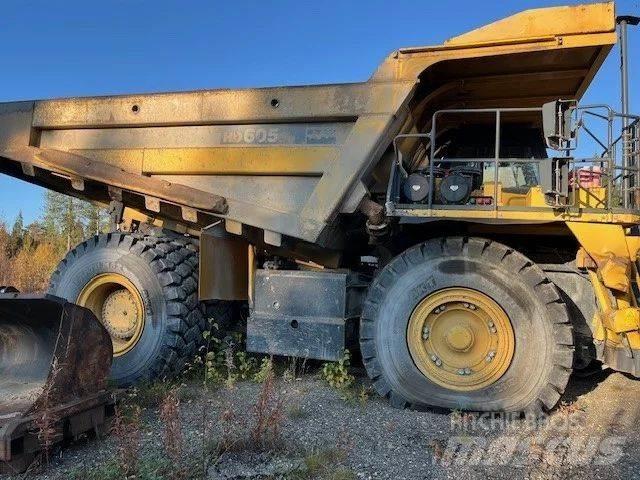 Komatsu HD 605-7EO Yol disi kaya kamyonu
