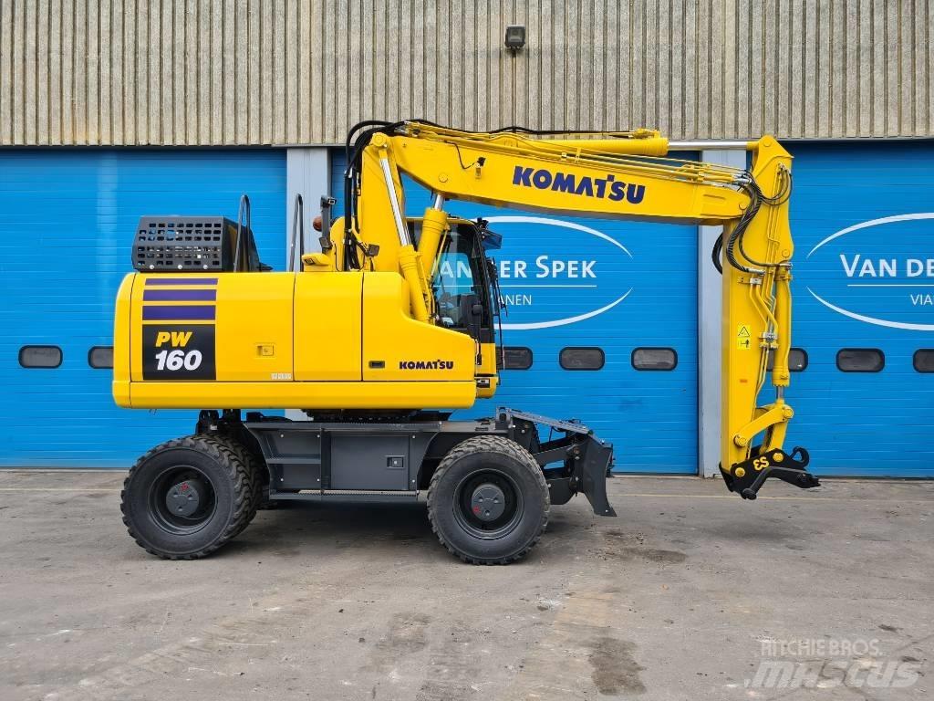 Komatsu PC 160 LC Paletli ekskavatörler