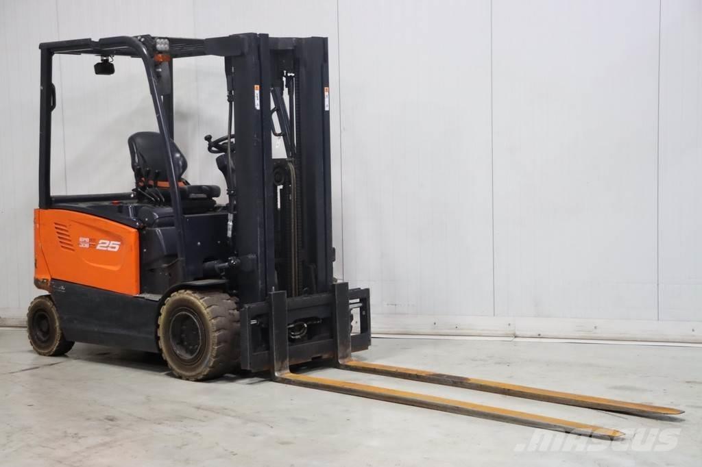 Doosan B25X-7 Elektrikli forkliftler