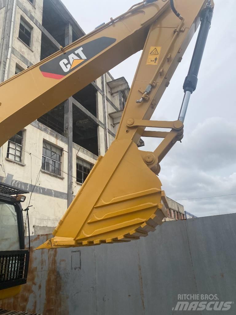 CAT 320 D Paletli ekskavatörler