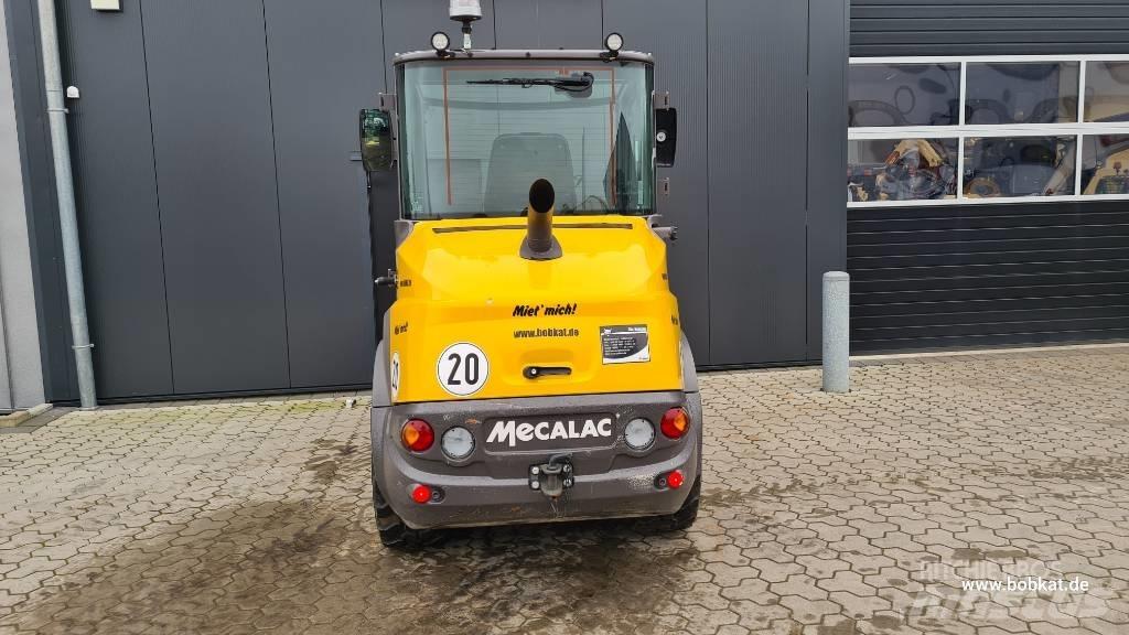 Mecalac AX 700 Tekerlekli yükleyiciler