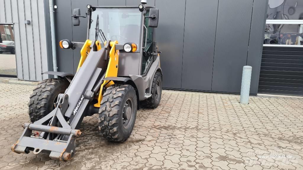 Mecalac AX 700 Tekerlekli yükleyiciler