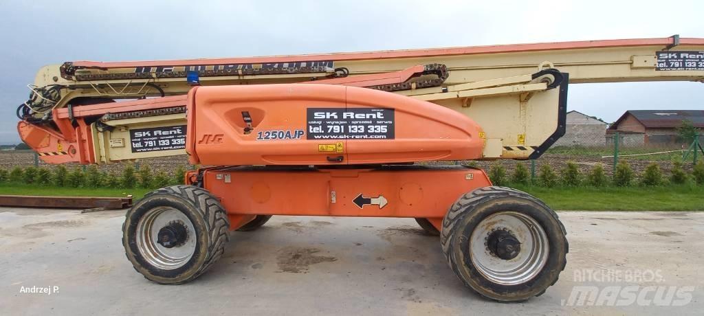 JLG 1250 AJP Körüklü personel platformları
