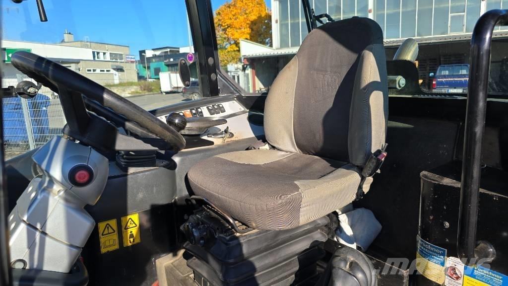 JCB 406 Tekerlekli yükleyiciler