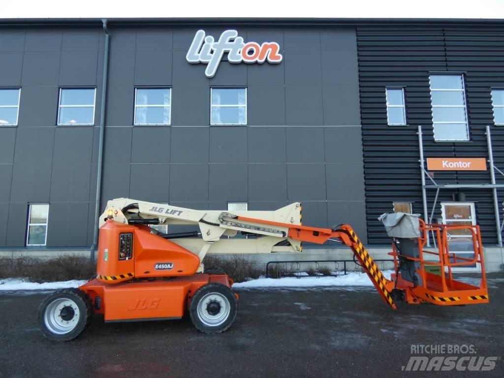 JLG E 450AJ  Bomlift Körüklü personel platformları