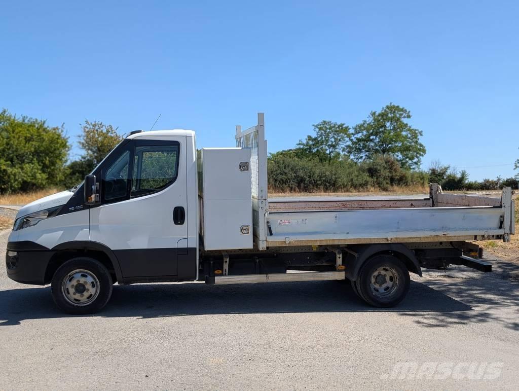 Iveco 35-12 Pikaplar