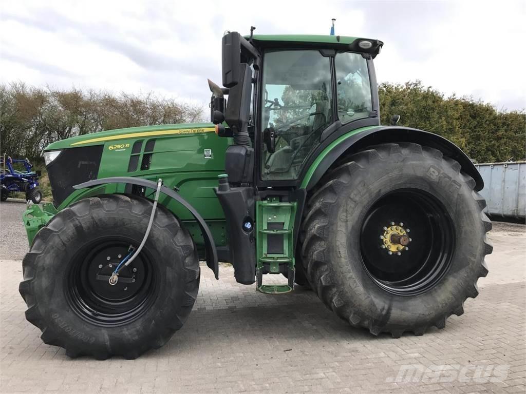 John Deere 6250R Traktörler