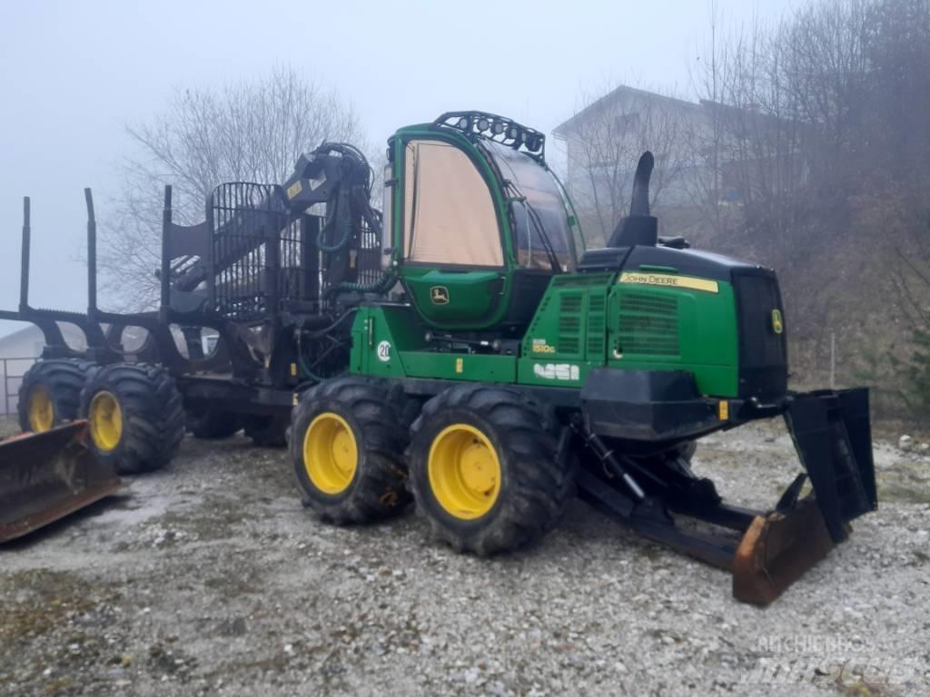 John Deere 1510G Tomruk yükleyici traktörler