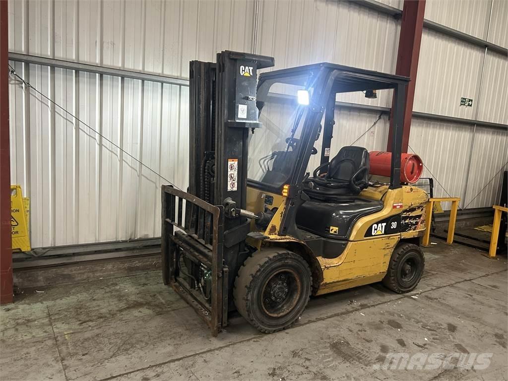 CAT GP30NT LPG'li forkliftler