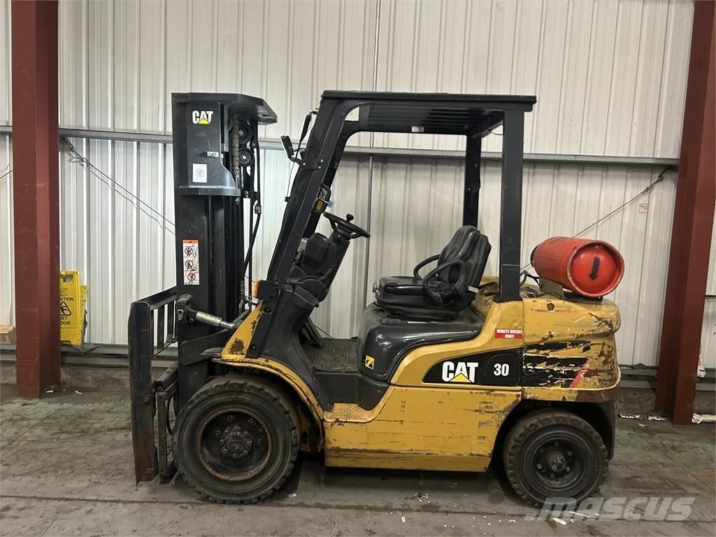 CAT GP30NT LPG'li forkliftler