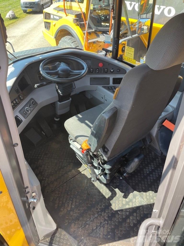 Volvo A30G Belden kirma kaya kamyonu