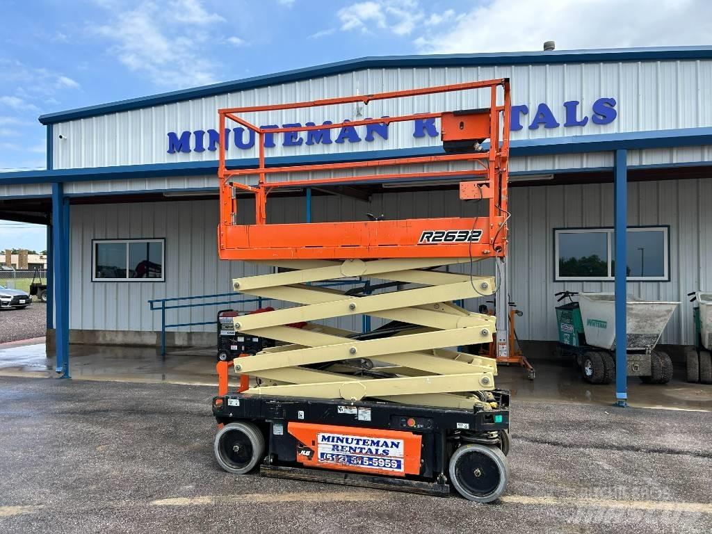 JLG R2632 Makasli platformlar